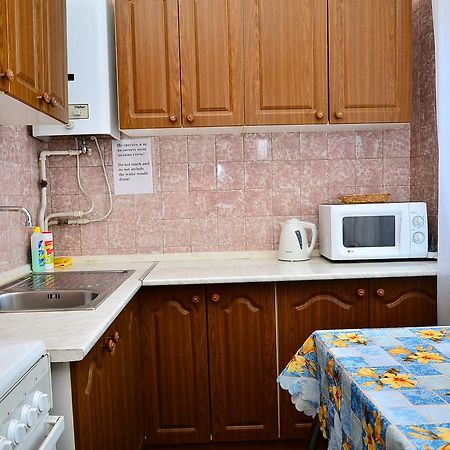 Ferienwohnung Bolshaya Vasilkovskaya 24 Kiew Exterior foto
