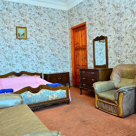 Ferienwohnung Bolshaya Vasilkovskaya 24 Kiew Exterior foto